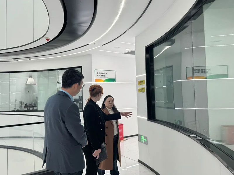 巴西國家植物保護產(chǎn)品協(xié)會專家訪問新朝陽，共探生物農(nóng)業(yè)合作新機遇